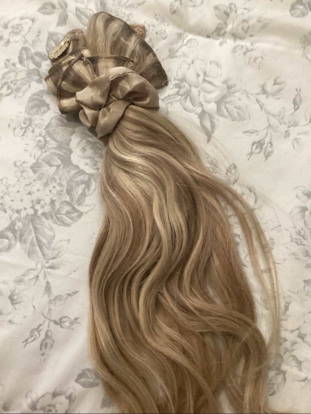 Clip in hair extentions